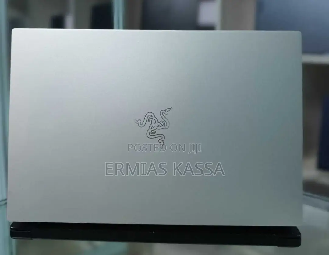 New Laptop Razer Blade 16GB Intel Core I7 SSD 1T