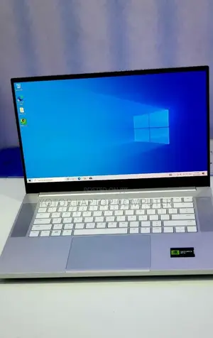 New Laptop Razer Blade 16GB Intel Core I7 SSD 1T