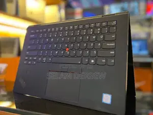 Photo - New Laptop Lenovo ThinkPad Yoga 16GB Intel Core I7 SSD 512GB