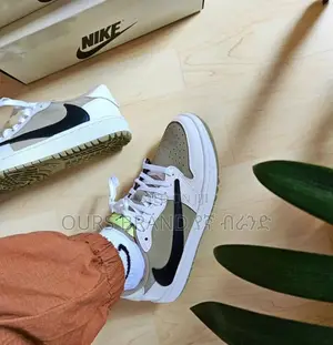 Travis Scott Golf Men's High Quality Luxurious Sneakers