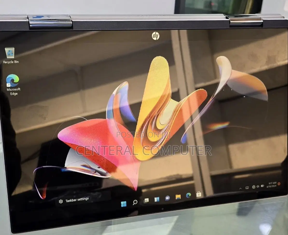 New Laptop HP 340s 8GB Intel Core I7 SSD 512GB