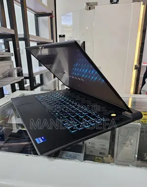 New Laptop Alienware M17x R2 16GB Intel Core I7 SSD 1T