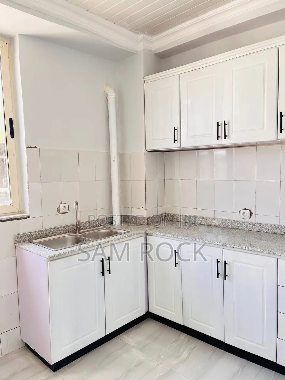 Furnished 2bdrm Apartment in 40/60 Condominium, Bole for sale