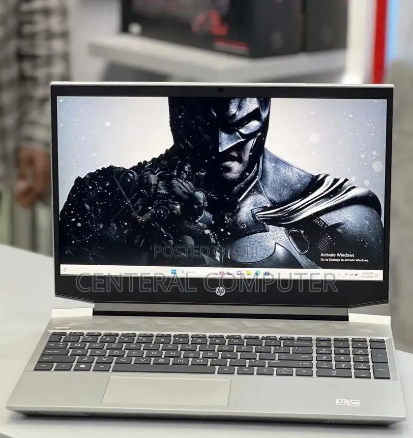 New Laptop HP ZBook 17 16GB AMD Ryzen 7 SSD 512GB