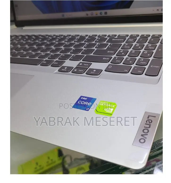 New Laptop Lenovo 16GB Intel Core i7 SSD 512GB