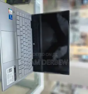 New Laptop HP Pavilion X360 8GB Intel Core I5 SSD 512GB