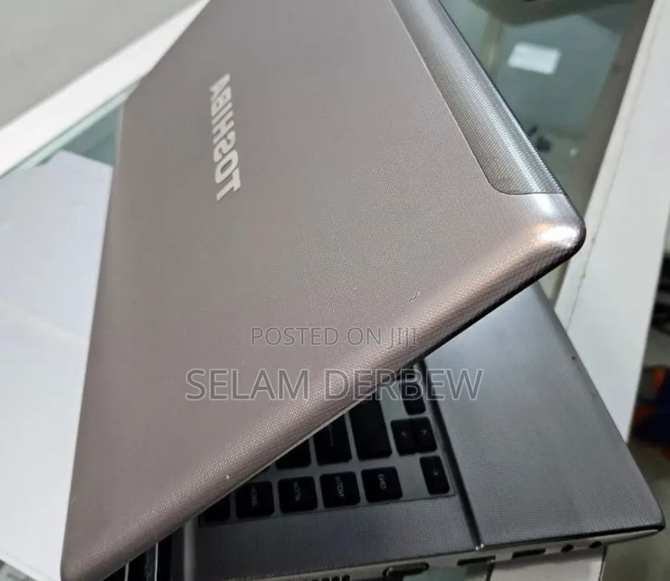 New Laptop Toshiba Satellite C55 4GB Intel Core I5 HDD 500GB