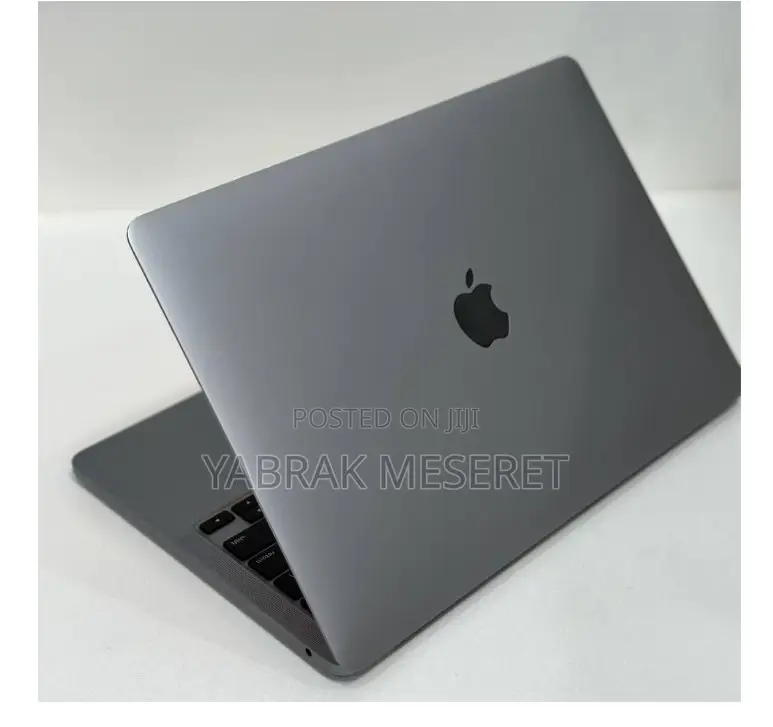 New Laptop Apple MacBook Pro 2020 M1 8GB Apple M1 Pro SSD 256GB