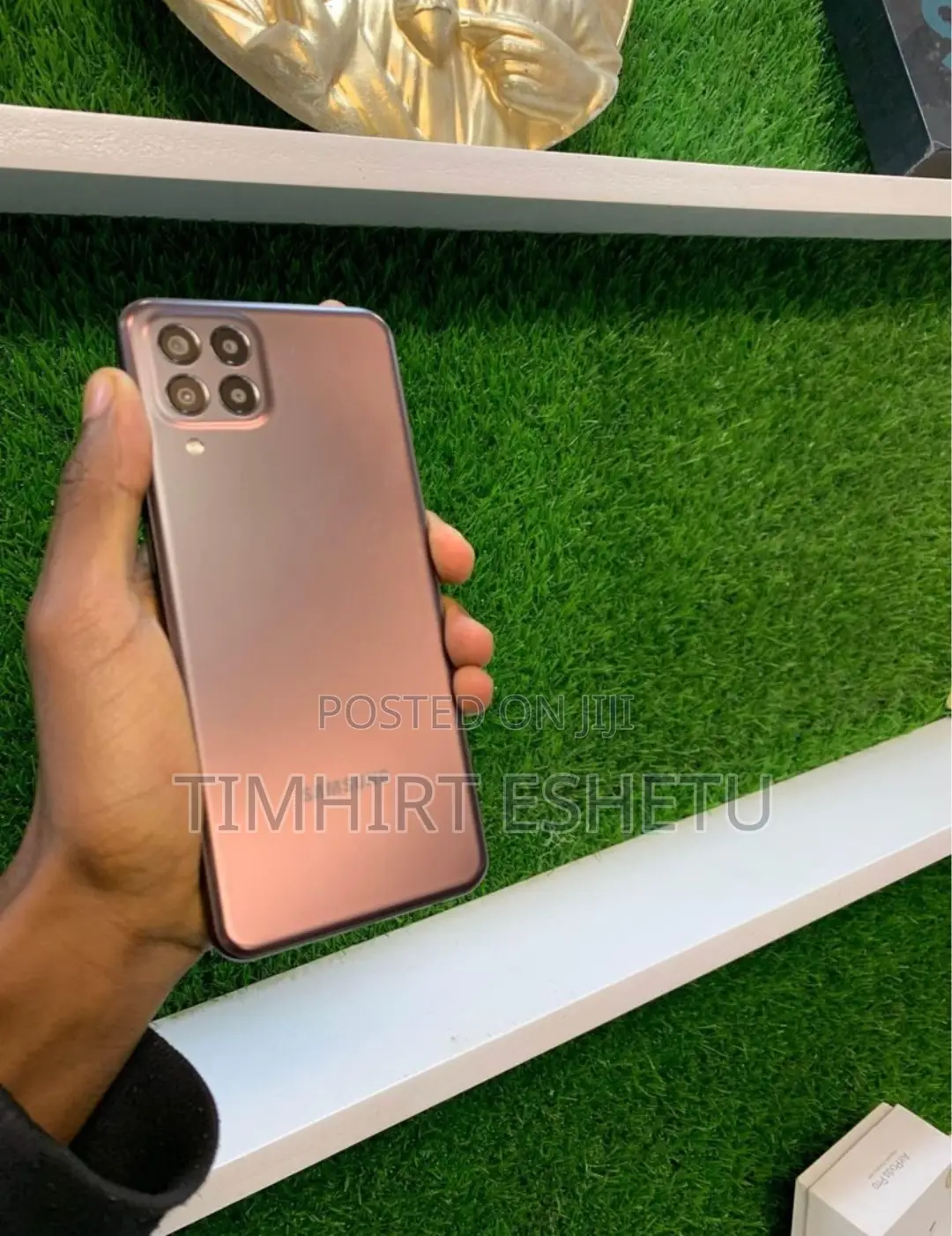 New Samsung Galaxy M33 5G 128 GB Bronze