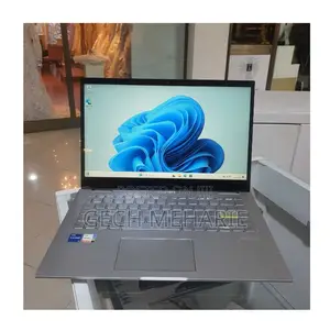 New Laptop Asus VivoBook 15 X505BA 8GB Intel Core I5 SSD 512GB