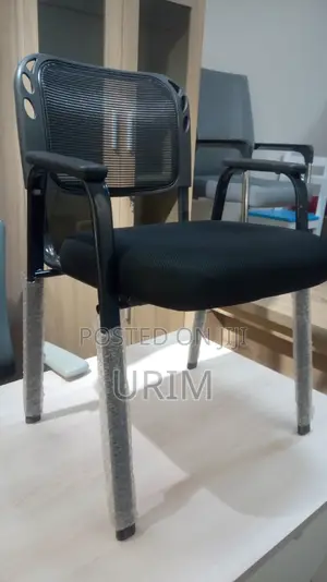 Mash Geust Chair With Arm