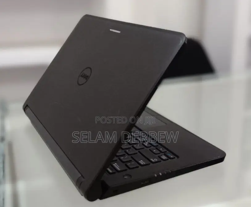 Laptop Dell Latitude 3330 4GB Intel Core I5 HDD 500GB