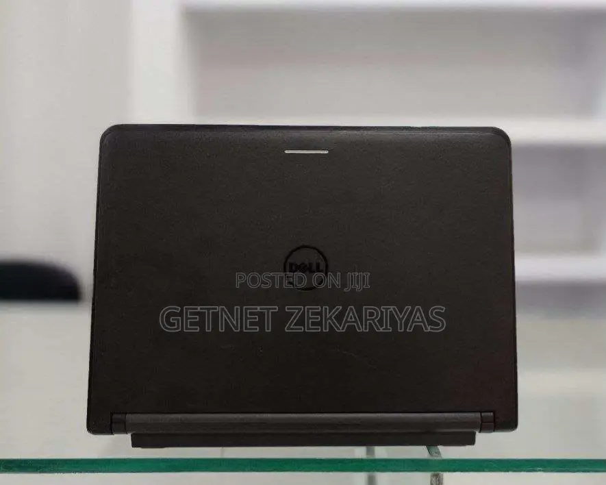 New Laptop Dell Latitude 3400 4GB Intel Core i5 HDD 500GB