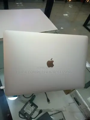 Laptop Apple MacBook Pro 2019 32GB Intel Core I9 SSD 1T