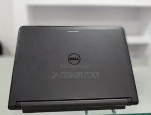 New Laptop Dell Latitude 13 3340 4GB Intel Core I5 SSD 500GB