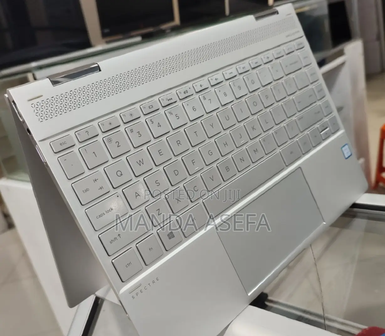 New Laptop HP Spectre 8GB Intel Core I5 SSD 512GB