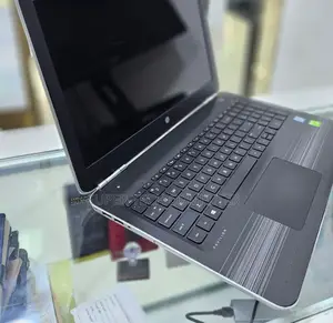 New Laptop HP Pavilion 13 8GB Intel Core I5 HDD 1T