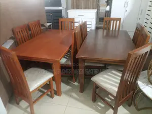 Photo - የመመገቢያ ጠረጴዛ