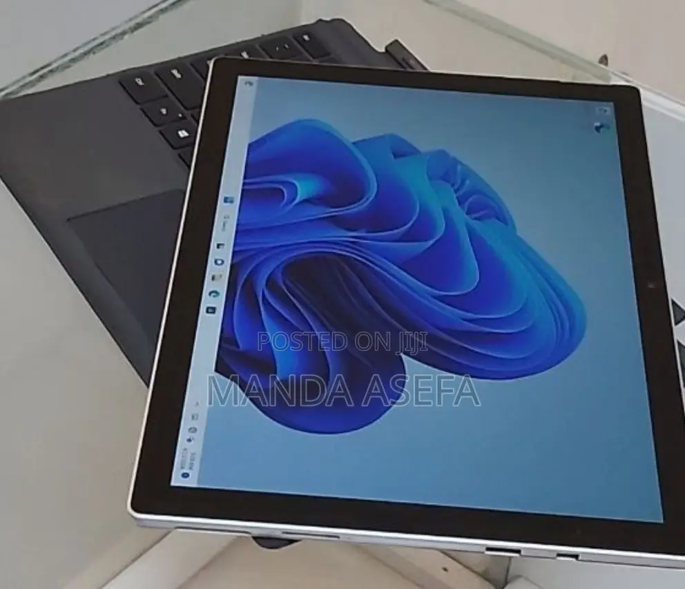 New Laptop Microsoft Surface Pro 8GB Intel Core I5 SSD 128GB