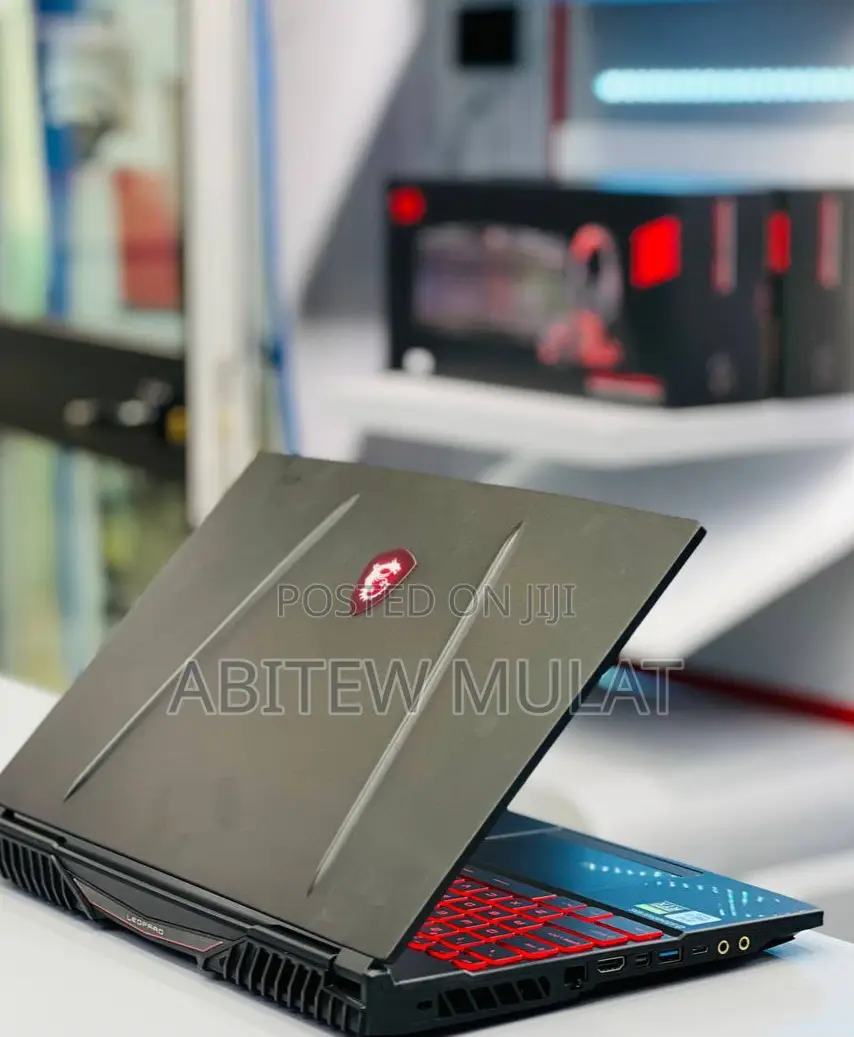 New Laptop MSI GP75 Leopard 16GB Intel Core I7 SSD 512GB