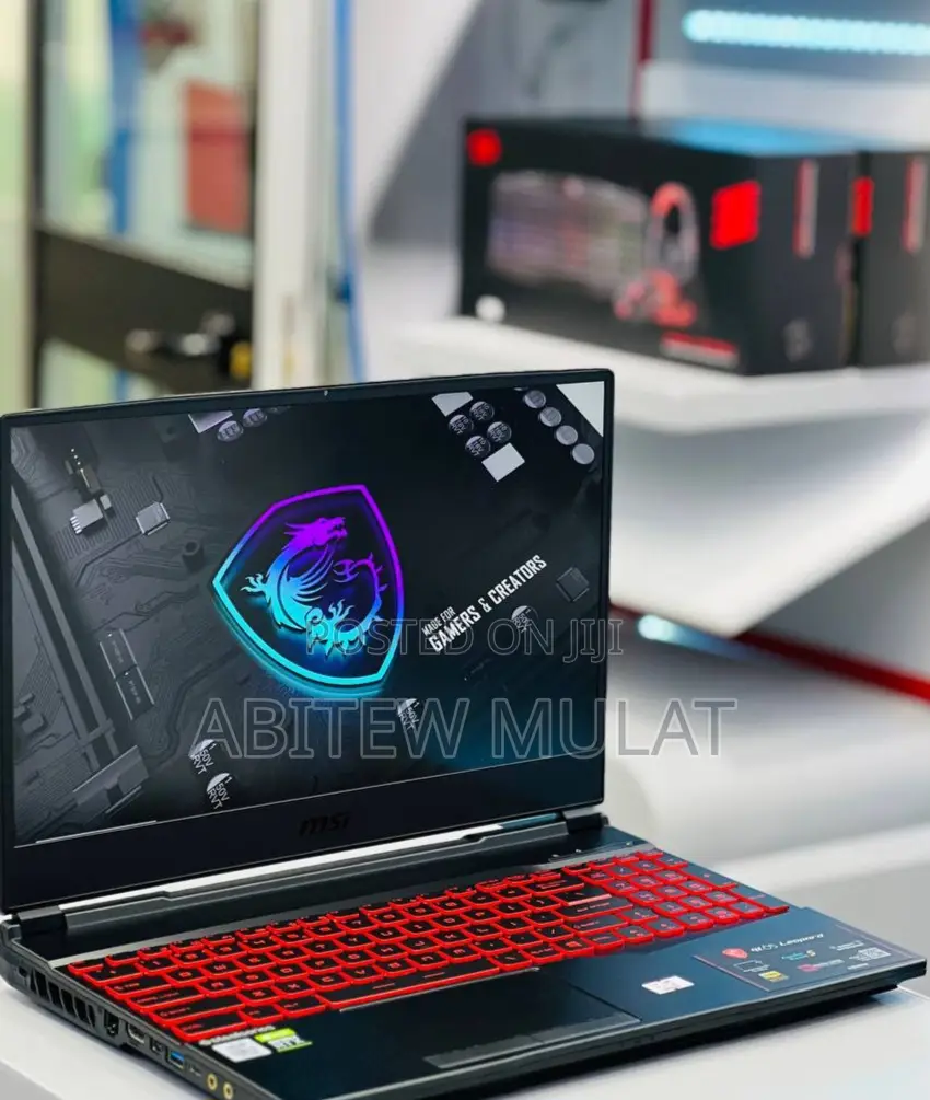 New Laptop MSI GP75 Leopard 16GB Intel Core I7 SSD 512GB