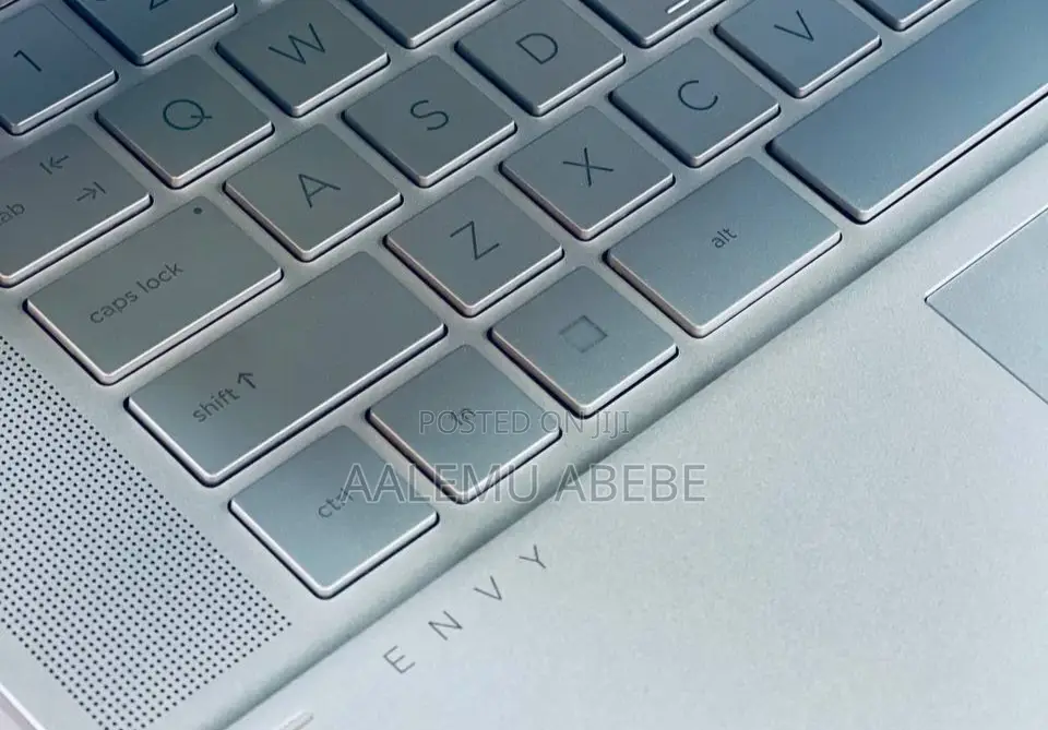 New Laptop HP Envy X360 16GB Intel Core I7 SSD 1T