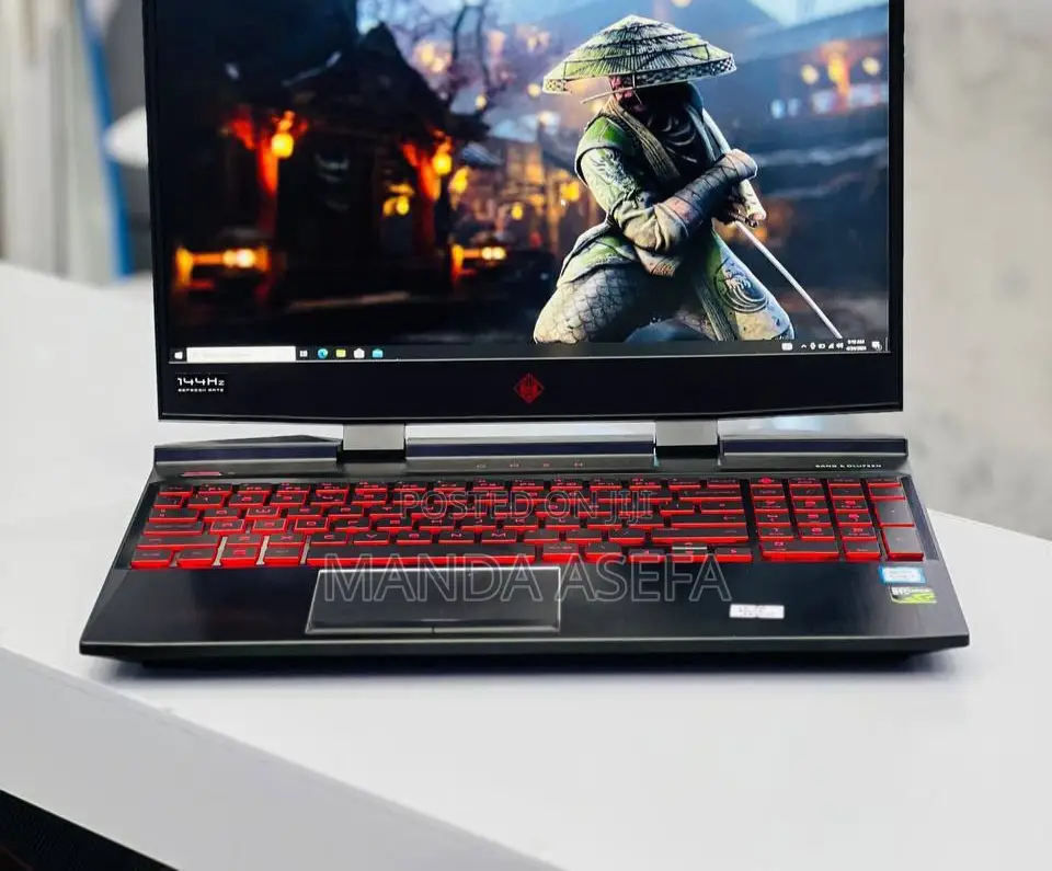 New Laptop MSI GP75 Leopard 16GB Intel Core I7 SSD 512GB