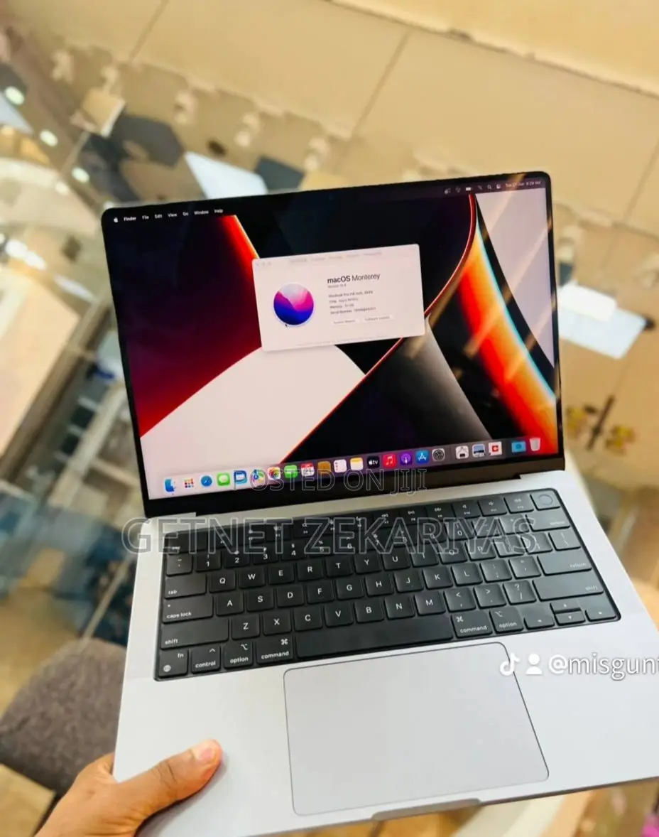 New Laptop Apple MacBook Pro 16GB Apple M1 Pro SSD 512GB