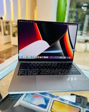 New Laptop Apple MacBook Pro 16GB Apple M1 Pro SSD 512GB