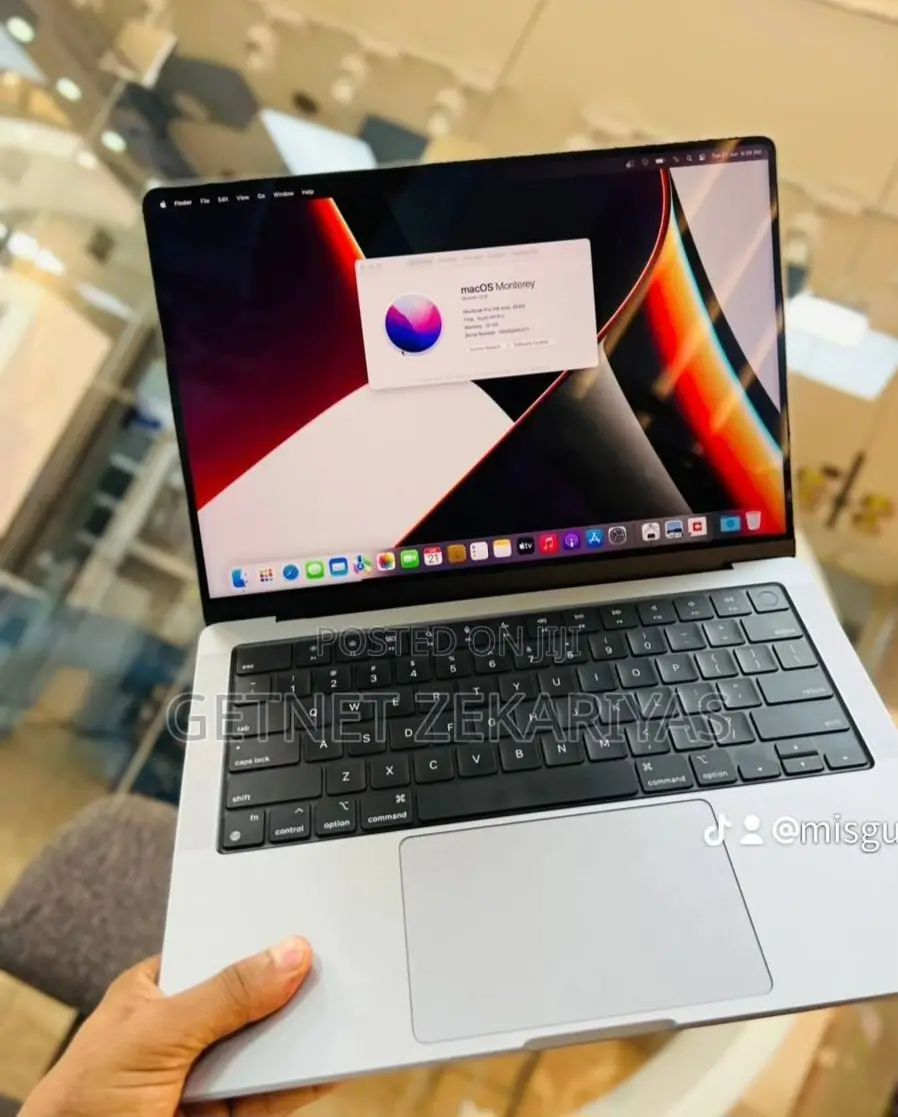 New Laptop Apple MacBook Pro 16GB Apple M1 Pro SSD 512GB