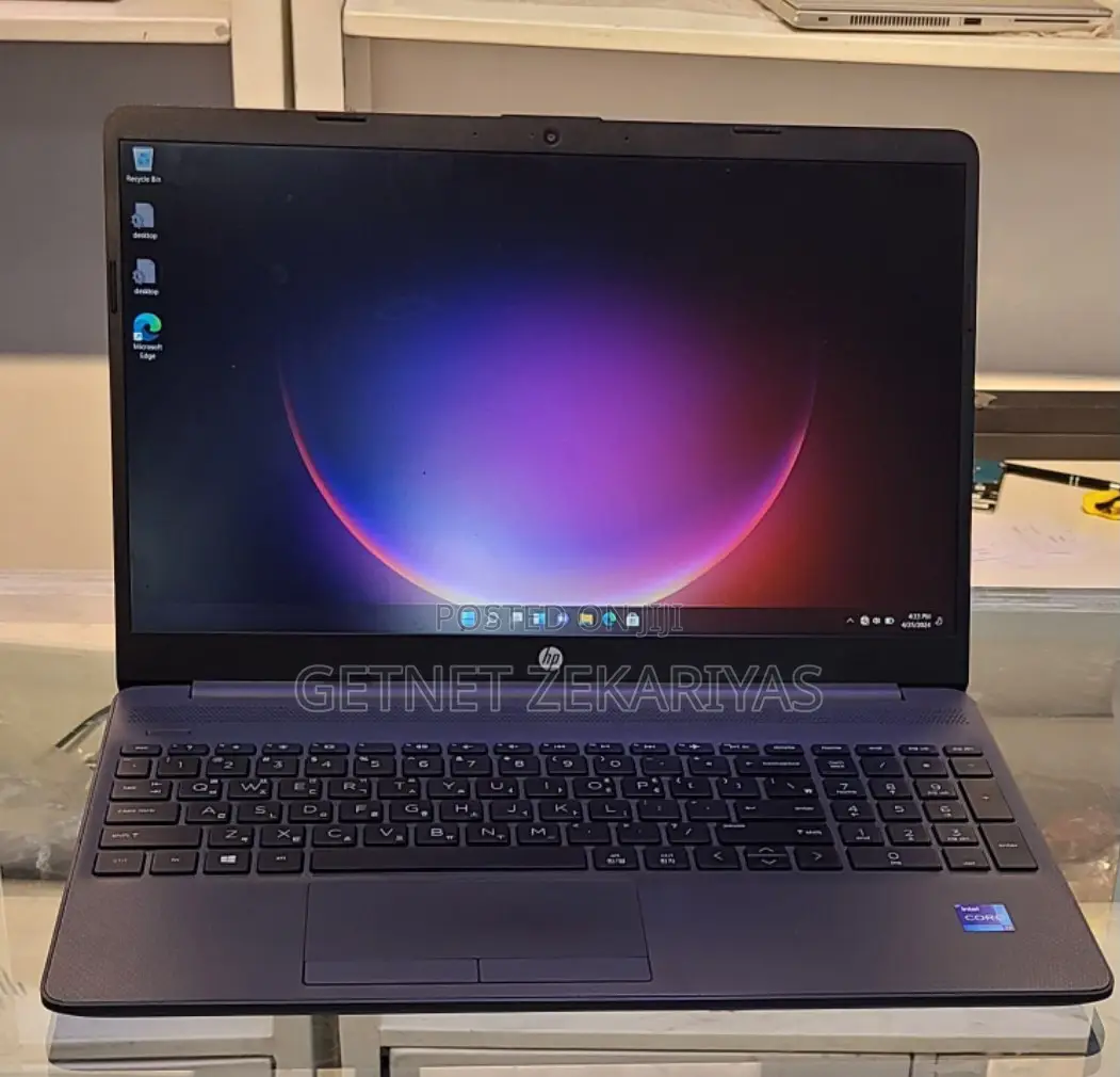 New Laptop HP Stream Notebook 16GB Intel Core I7 HDD 1T