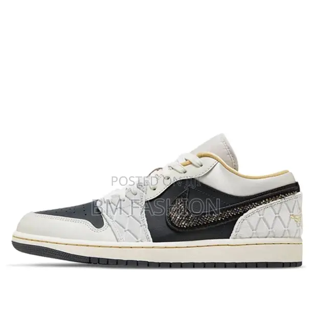 'Air Jordan 1 Low SE 'Beaded Swoosh'