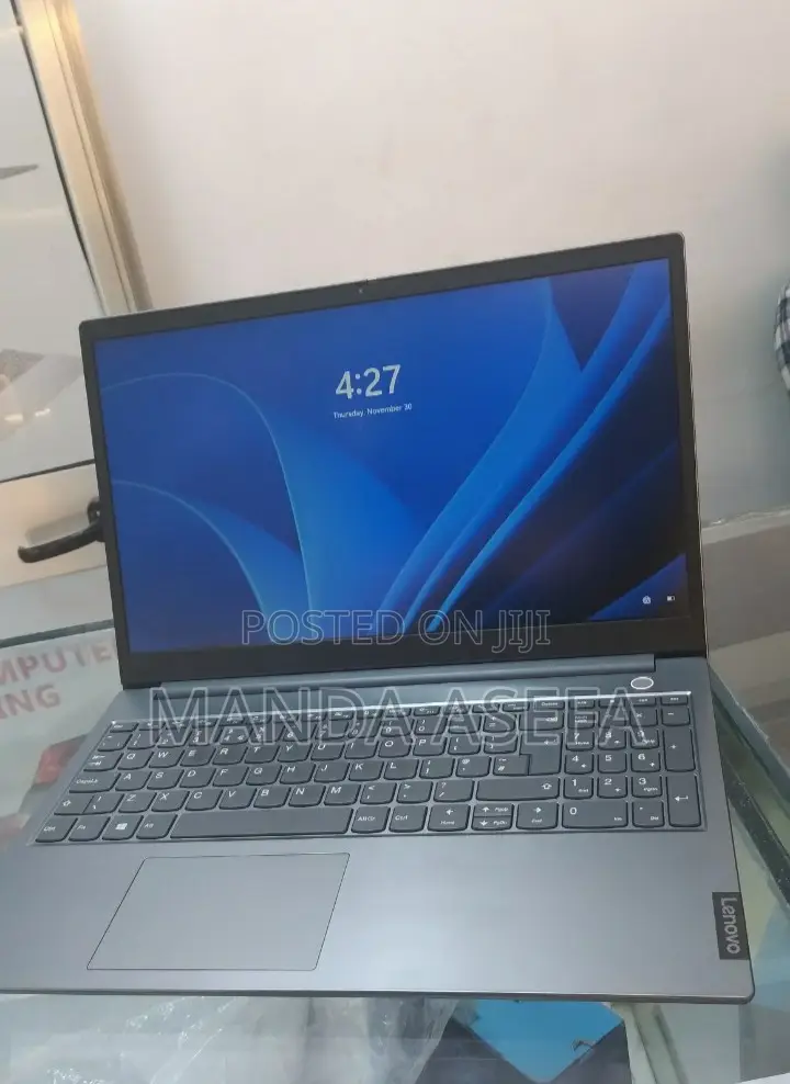 New Laptop Lenovo ThinkBook 15 8GB Intel Core I5 SSD 512GB