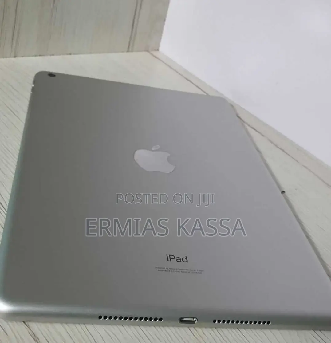 New Apple iPad 4 Wi-Fi 64 GB Silver