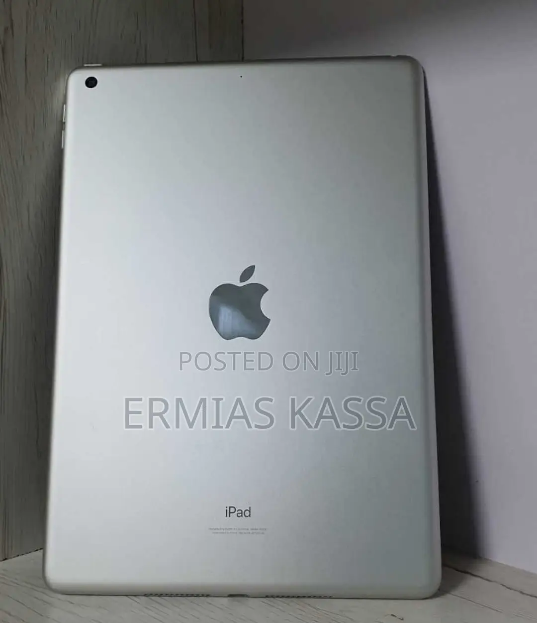 New Apple iPad 4 Wi-Fi 64 GB Silver
