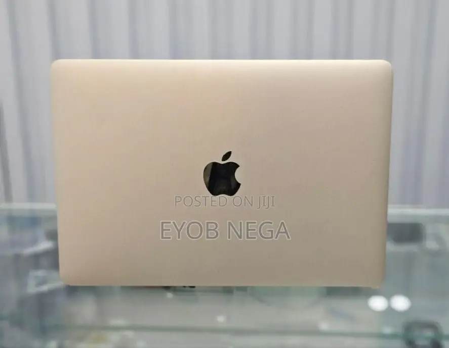 New Laptop Apple MacBook 8GB SSD 256GB