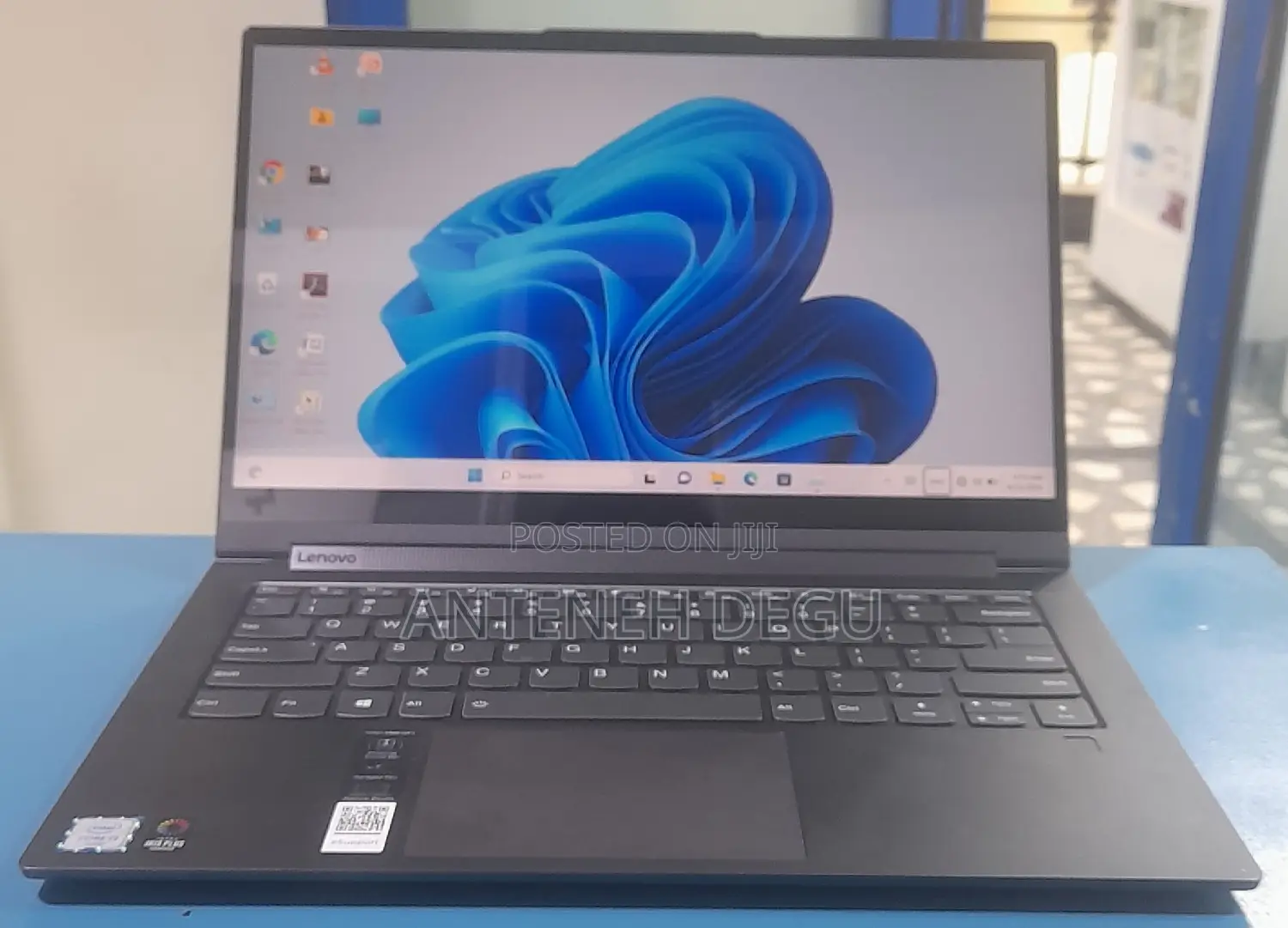 New Laptop Lenovo Yoga 950i 16GB Intel Core I7 SSD 512GB