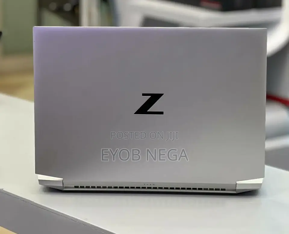 New Laptop HP 16GB AMD Ryzen 7 SSD 512GB