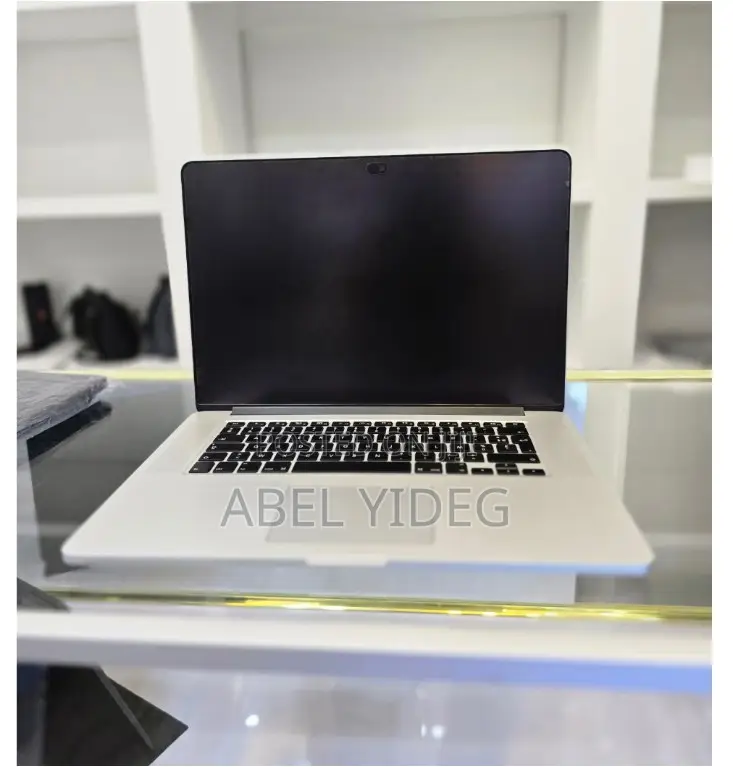 New Laptop Apple MacBook Pro 2015 16GB Intel Core I7 SSD 1T