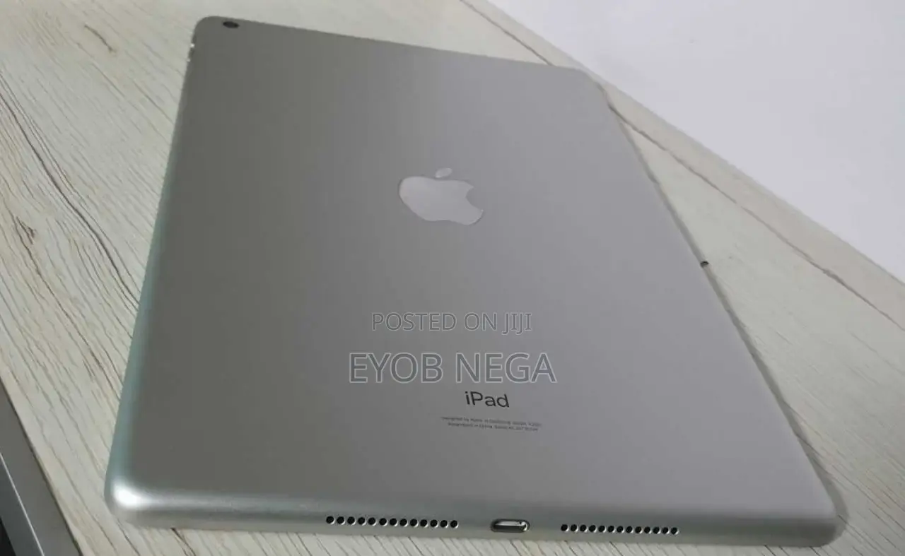 New Apple iPad 10.2 (2021) 64 GB