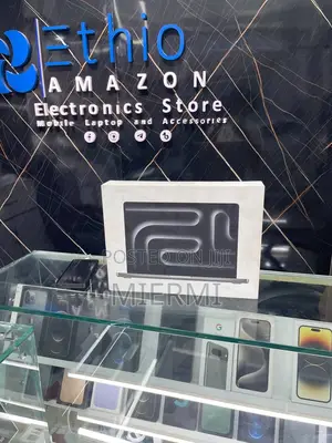 New Apple MacBook Pro 2023 M3 Pro 14-Inch 8GB Apple M3 SSD 512GB