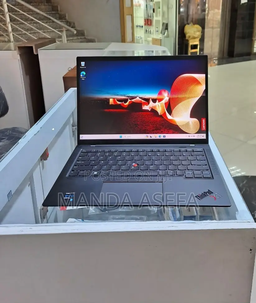 New Laptop Lenovo ThinkPad X1 Carbon 16GB Intel Core I7 SSD 512GB