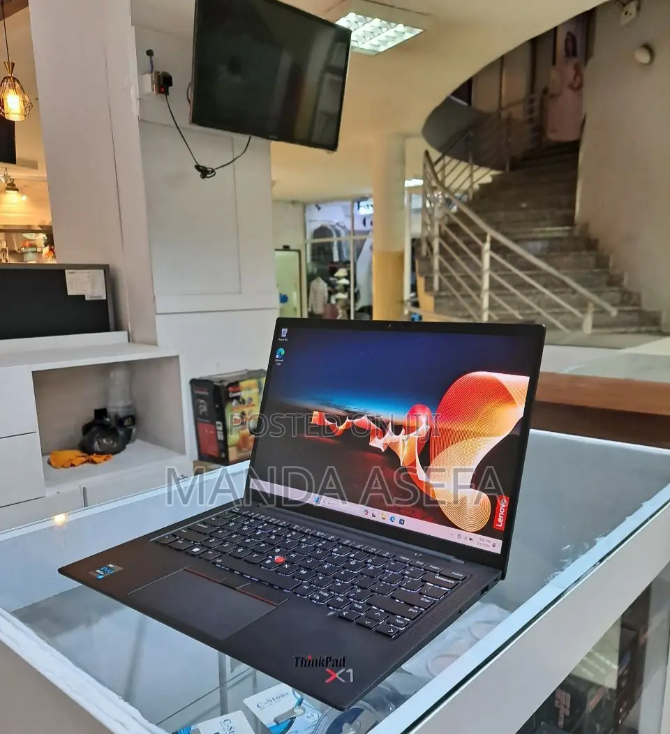 New Laptop Lenovo ThinkPad X1 Carbon 16GB Intel Core I7 SSD 512GB
