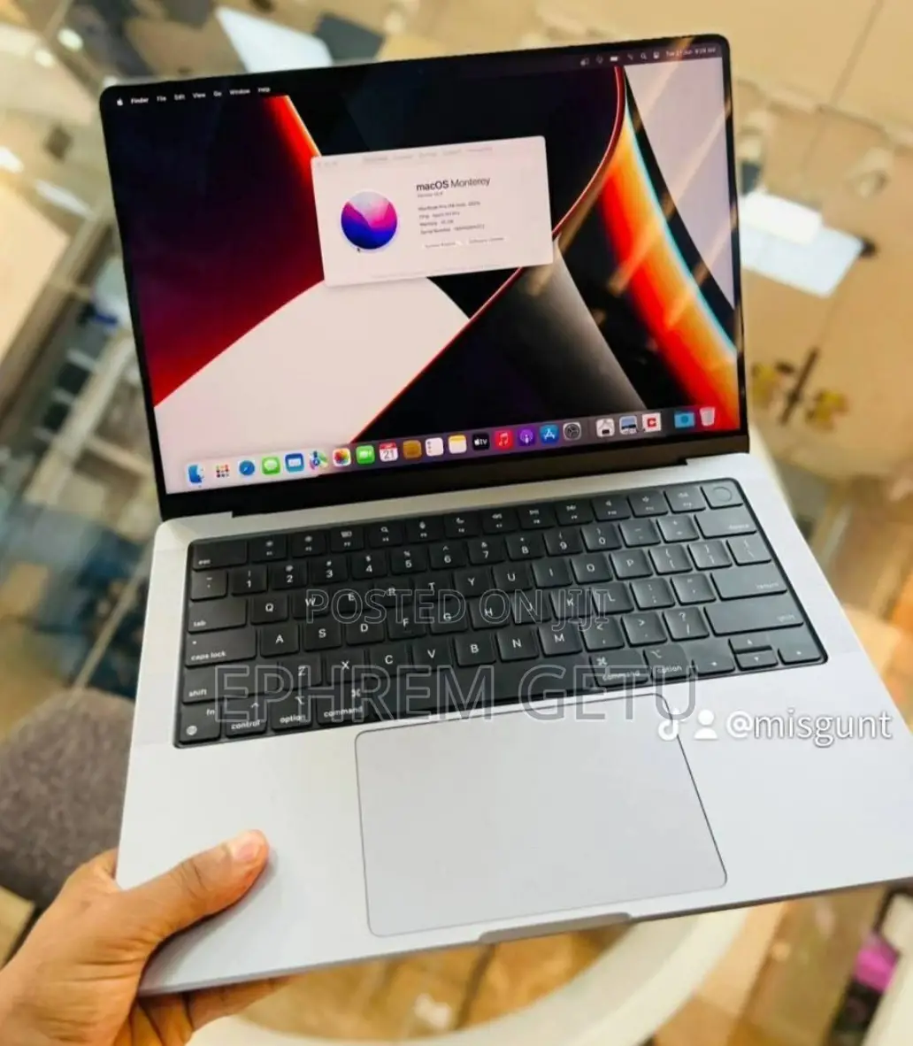 New Laptop Apple MacBook Pro 2021 M1 16GB Apple M1 Pro SSD 512GB