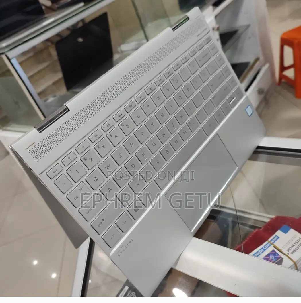 New Laptop HP Spectre 14 8GB Intel Core I5 SSD 512GB