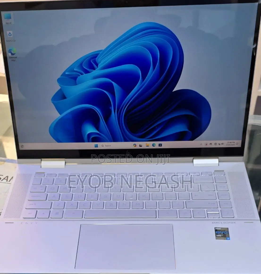 New Laptop HP Envy X360 16GB Intel Core I7 SSD 1T