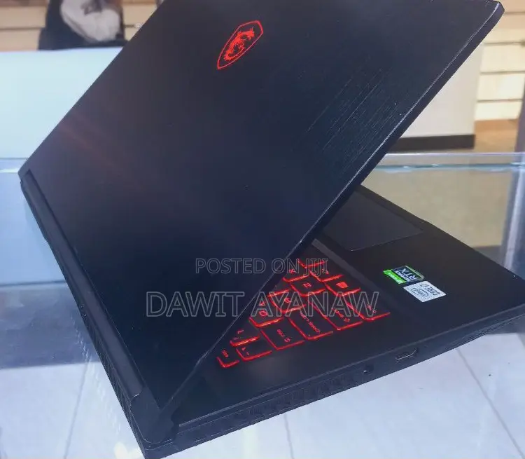 New Laptop MSI GF65 Thin 10UE 16GB Intel Core I7 SSD 512GB