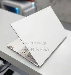 Photo - New Laptop Lenovo ThinkPad Yoga 16GB Intel Core I7 SSD 1T