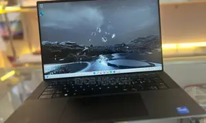 New Laptop Dell Inspiron 15 16GB Intel Core I7 SSD 1T