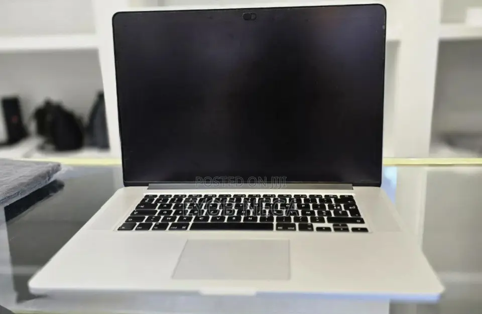 New Laptop Apple MacBook Pro 2015 16GB Intel Core I7 SSD 1T